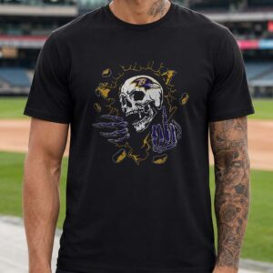 Baltimore Ravens Skull Breaking Wall Skeleton Hands Badass Men T-Shirt