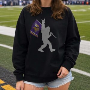 Bigfoot Minnesota Vikings Flag Shirt