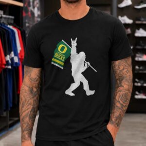 Bigfoot Oregon Ducks Flag Shirt