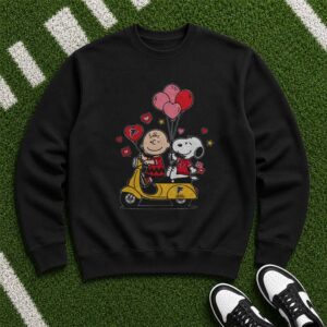 Charlie Brown Snoopy Peanuts Atlanta Falcons Valentine’s Day Heart Balloon T-Shirt