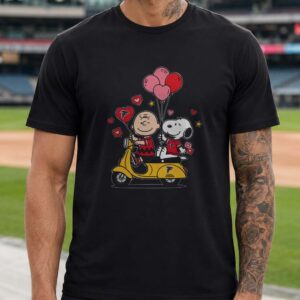 Charlie Brown Snoopy Peanuts Atlanta Falcons Valentine's Day Heart Balloon T-Shirt