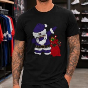 Dabbing Santa Claus Baltimore Ravens Christmas Holiday Gift T-Shirt