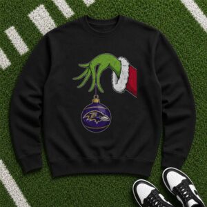 Dr. Seuss Grinch Hand Holding Christmas Ornament Baltimore Ravens Fan T-Shirt