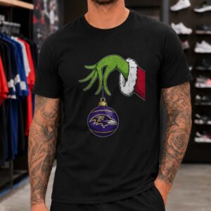 Dr. Seuss Grinch Hand Holding Christmas Ornament Baltimore Ravens Fan T-Shirt