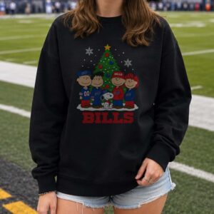 Peanuts Charlie Brown And Snoopy Christmas Family Buffalo Bills Fan T-Shirt