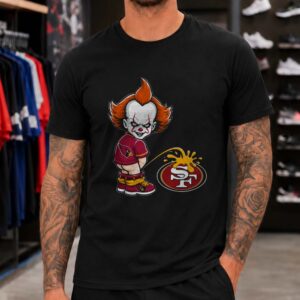 Pennywise Arizona Cardinals Peeing On San Francisco 49ers Funny T-Shirt