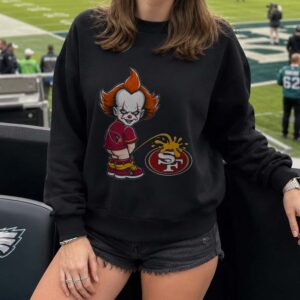 Pennywise Arizona Cardinals Peeing On San Francisco 49ers Funny T-Shirt
