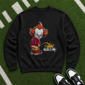 Pennywise Arizona Cardinals Peeing On Seattle Seahawks Funny T-Shirt