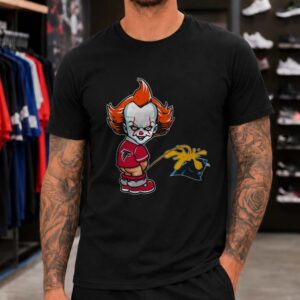 Pennywise IT Atlanta Falcons Peeing On Carolina Panthers Funny Rivalry T-Shirt
