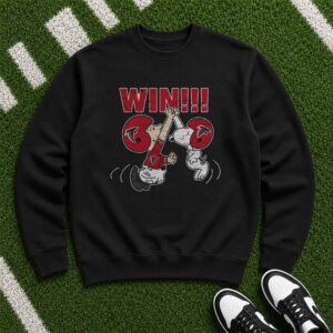 Snoopy And Charlie Brown Win Celebration Atlanta Falcons NFL T-Shirt