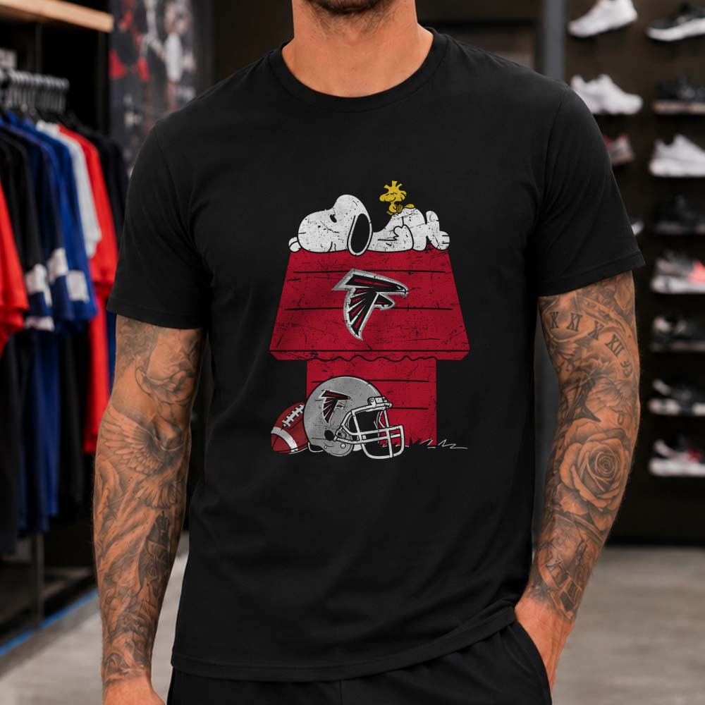 Snoopy Woodstock Atlanta Falcons Dog House Football Fan T-Shirt Snoopy Woodstock Atlanta Falcons Dog House Football Fan T-Shirt