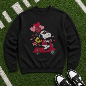 Snoopy Woodstock Atlanta Falcons Valentine’s Day Heart Balloon Scooter T-Shirt