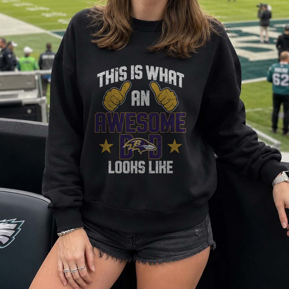 This Is What An Awesome Ravens Dad Looks Like Funny Father’s Day Baltimore Ravens NFL T-Shirt This Is What An Awesome Ravens Dad Looks Like Funny Father’s Day Baltimore Ravens NFL T-Shirt